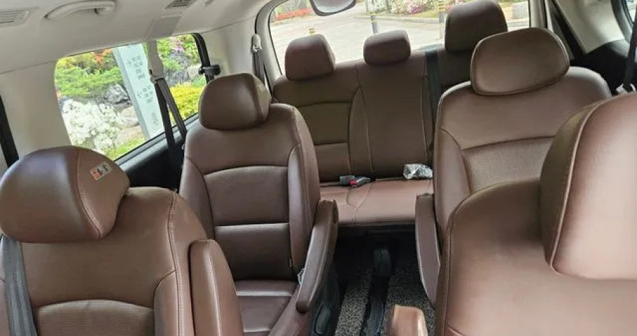 Hyundai Starex 
