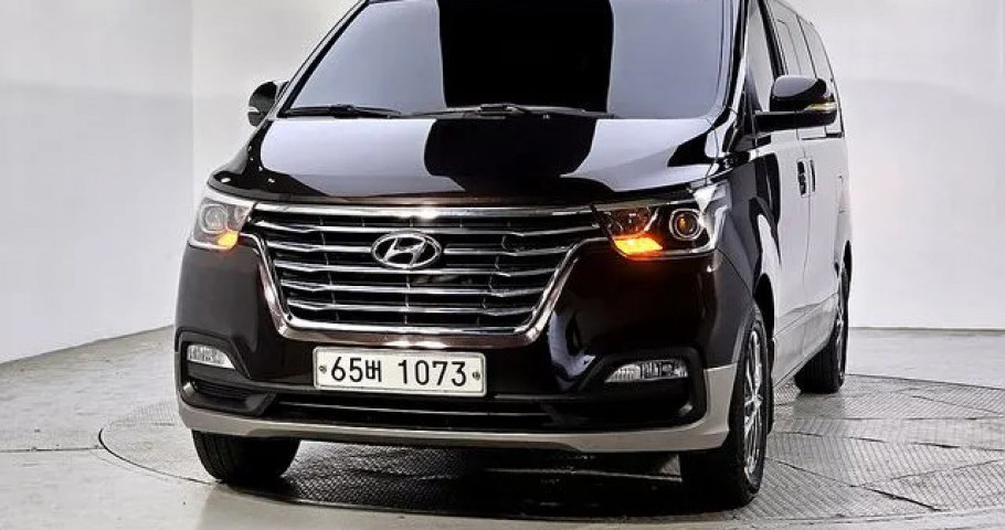 Hyundai Starex 