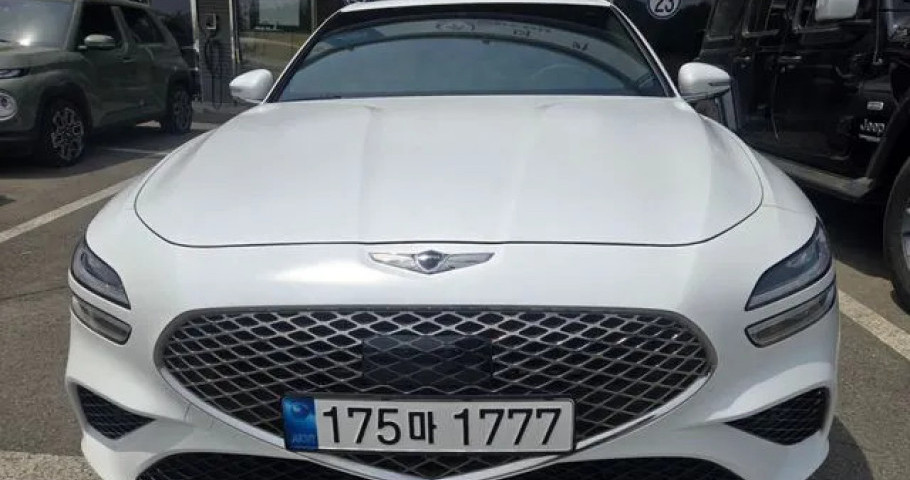 Genesis G70 