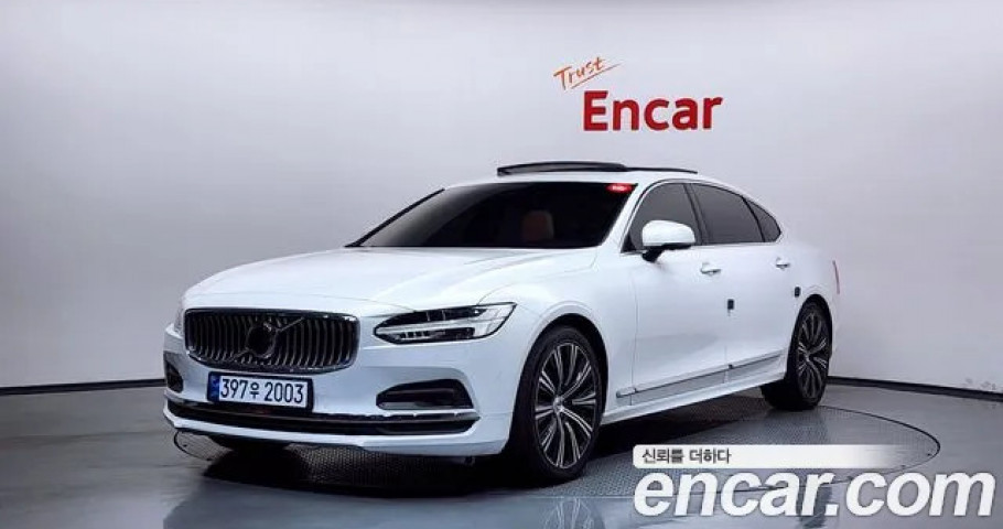Volvo S90 