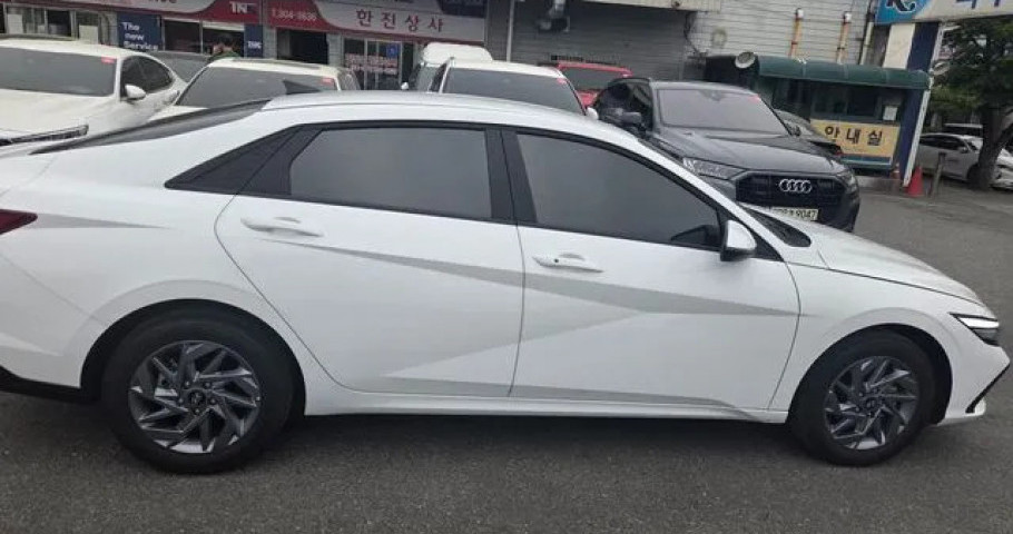 Hyundai Avante (Elantra) 
