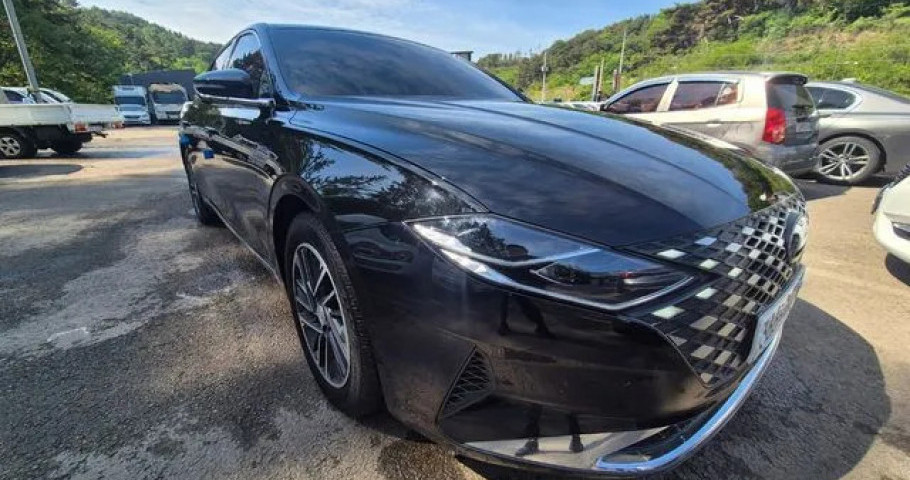 Hyundai Grandeur 