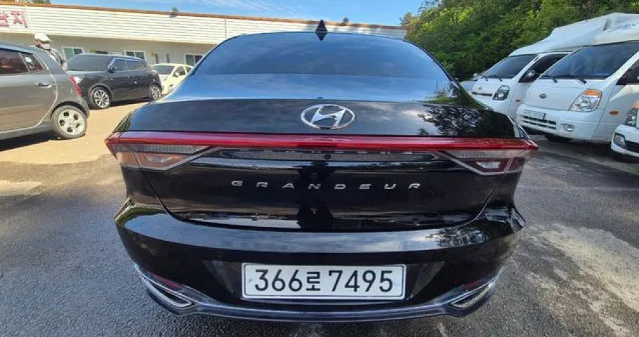 Hyundai Grandeur 