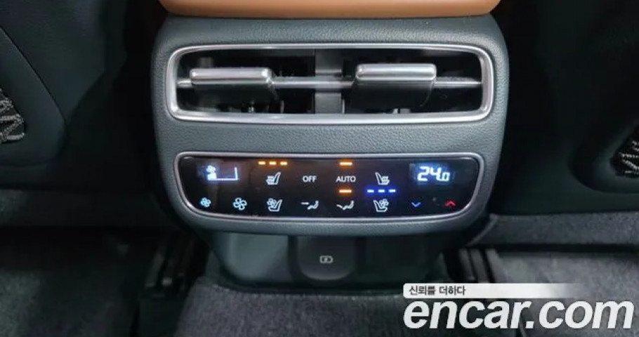 Genesis Gv70 