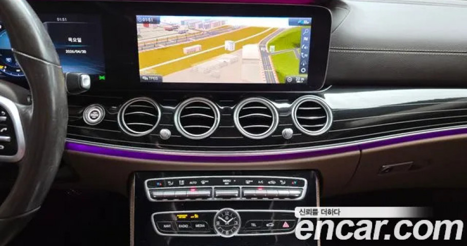 Mercedes-Benz E-Class 