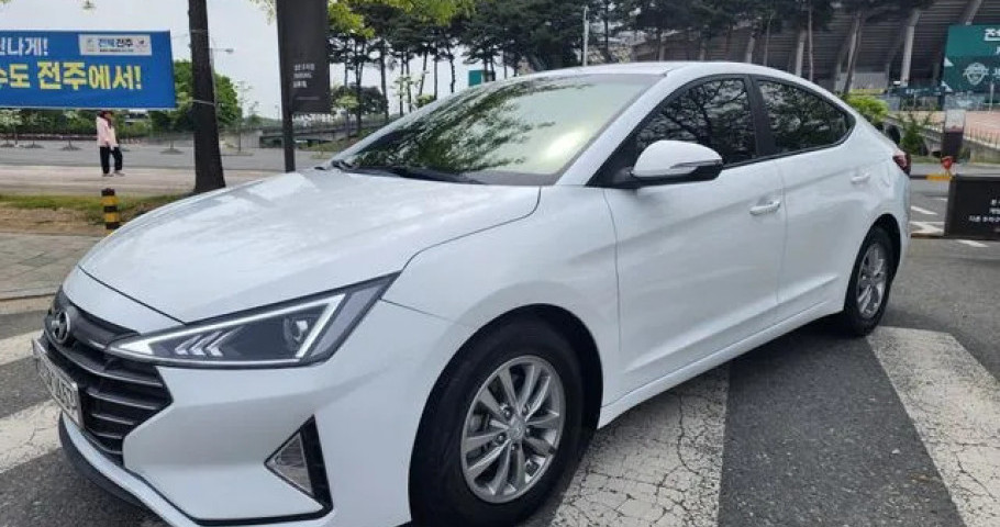 Hyundai Avante (Elantra) 