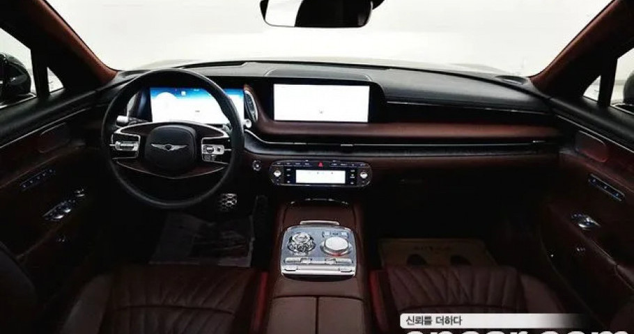 Genesis G90 