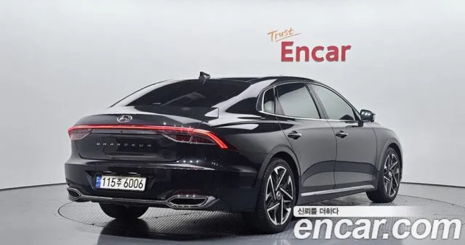 Hyundai Grandeur 