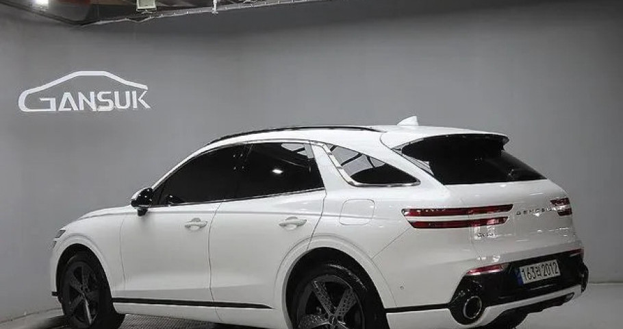 Genesis Gv70 