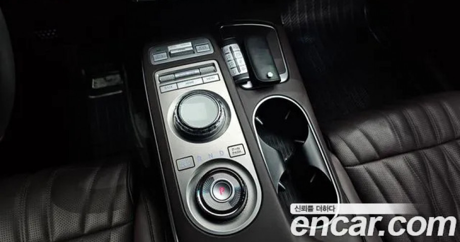 Genesis Gv70 