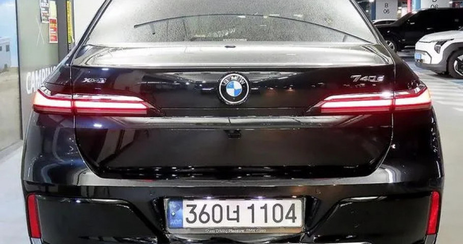 Bmw 7-Series 