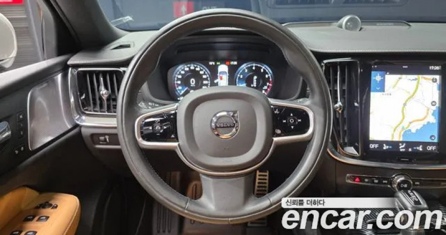 Volvo V60 