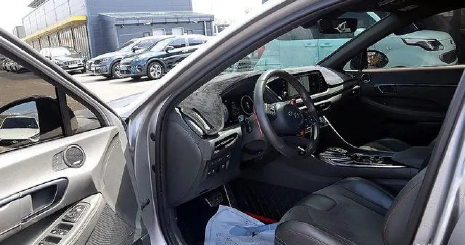 Hyundai Sonata 
