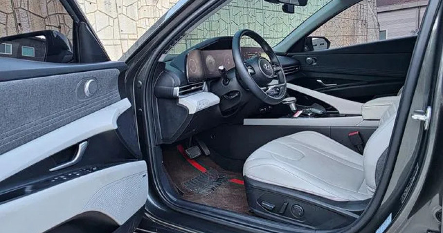 Hyundai Avante (Elantra) 