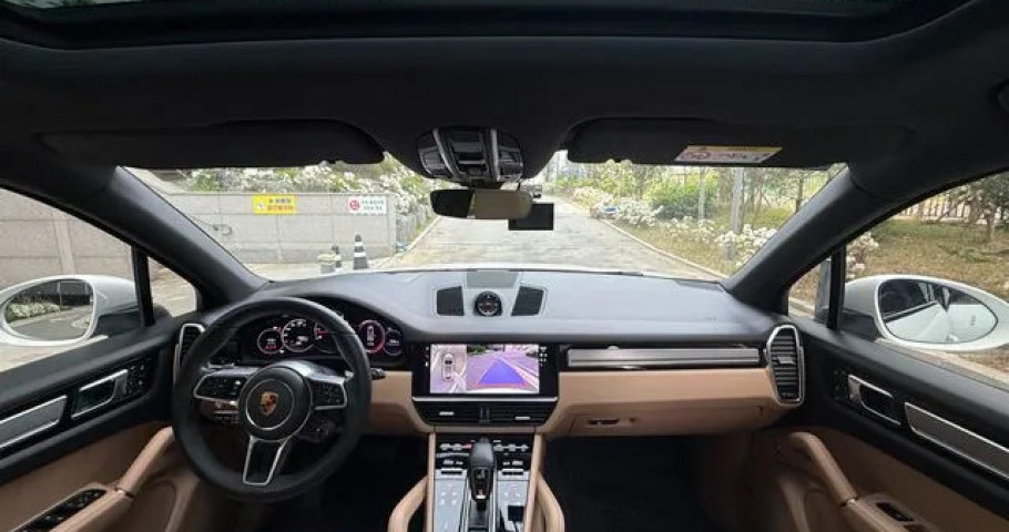 Porsche Cayenne 