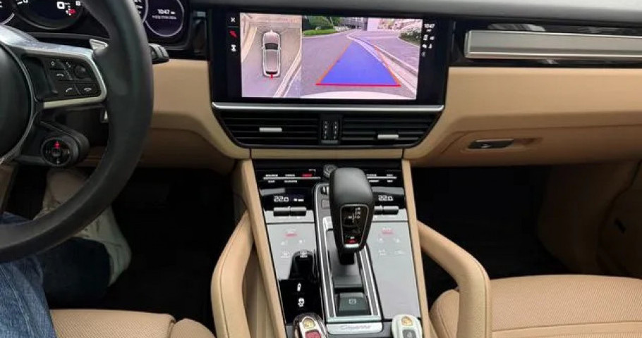 Porsche Cayenne 