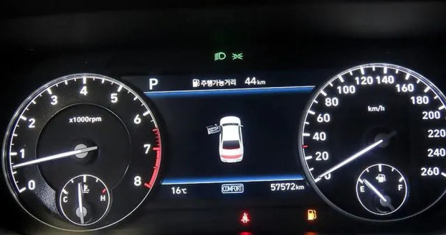 Genesis G90 