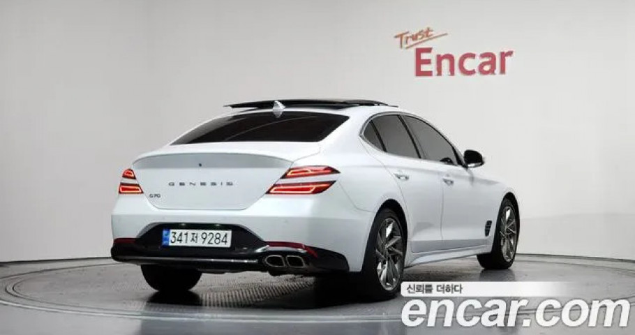 Genesis G70 