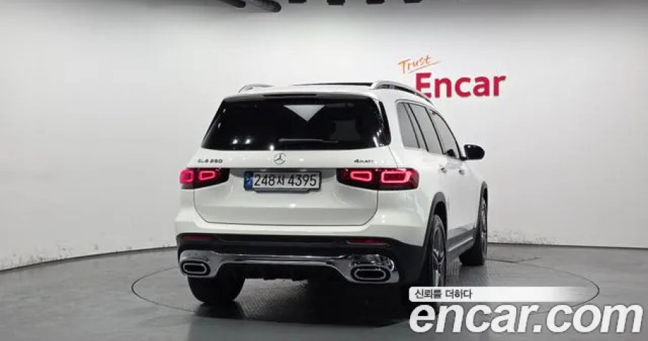 Mercedes-Benz Glb-Class 