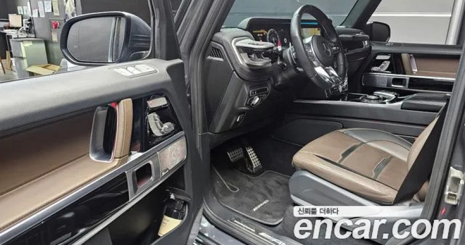 Mercedes-Benz G-Class 