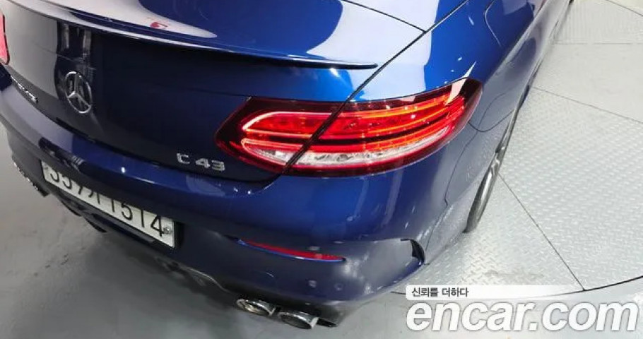 Mercedes-Benz C-Class 