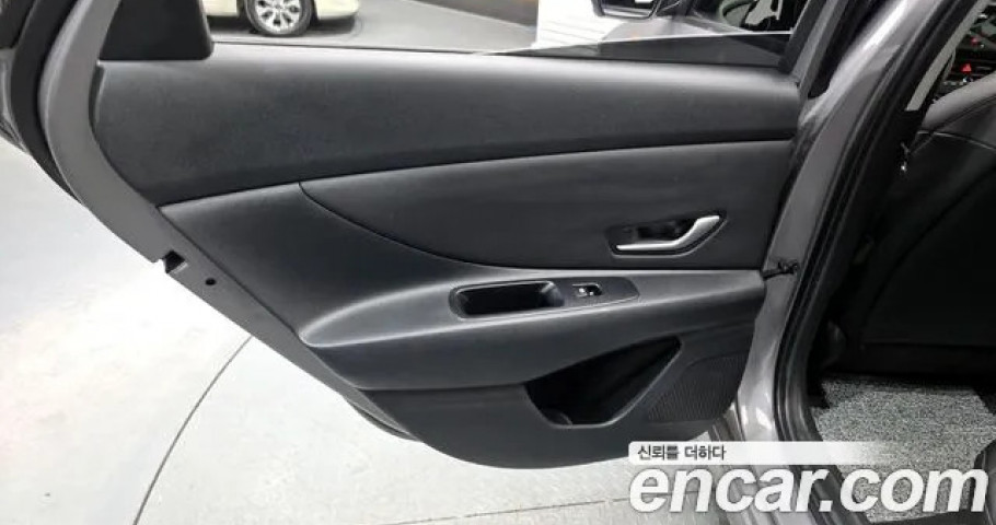 Hyundai Avante (Elantra) 