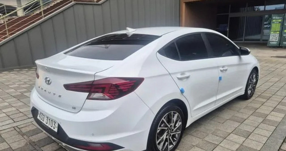 Hyundai Avante (Elantra) 