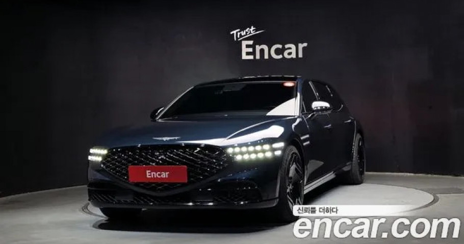 Genesis G90 