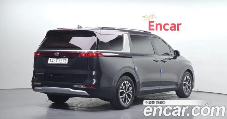 Kia Carnival 