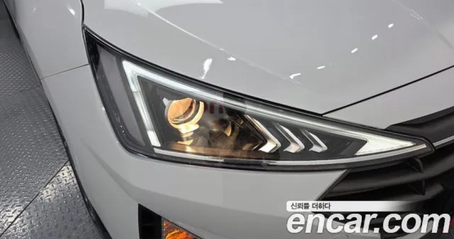 Hyundai Avante (Elantra) 