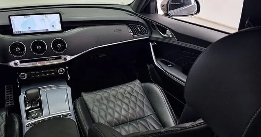Kia Stinger 