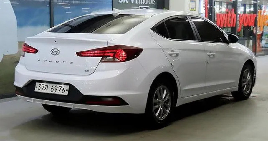 Hyundai Avante (Elantra) 