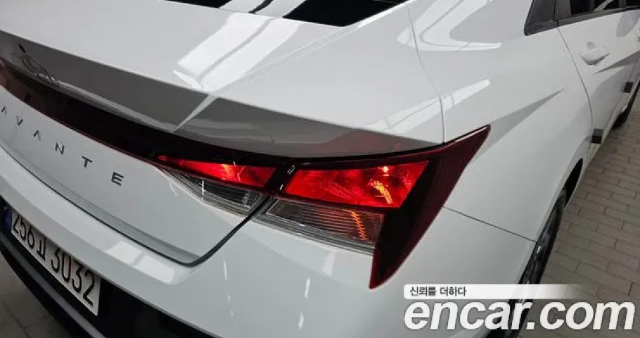 Hyundai Avante (Elantra) 