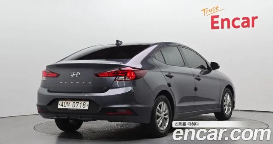 Hyundai Avante (Elantra) 