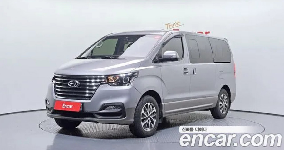 Hyundai Starex 