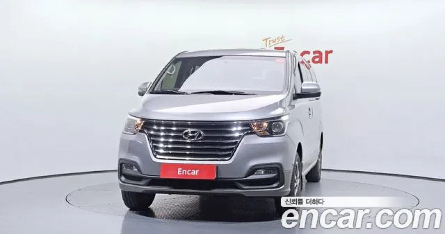 Hyundai Starex 