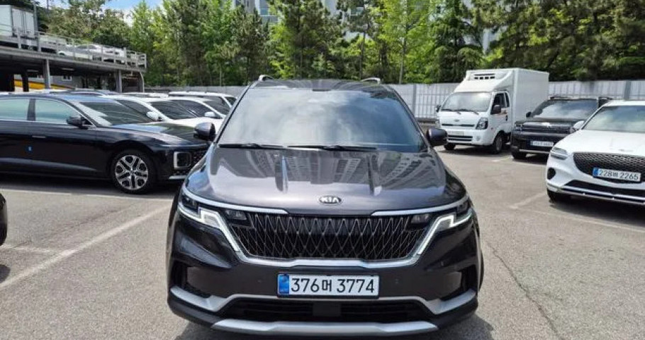 Kia Carnival 