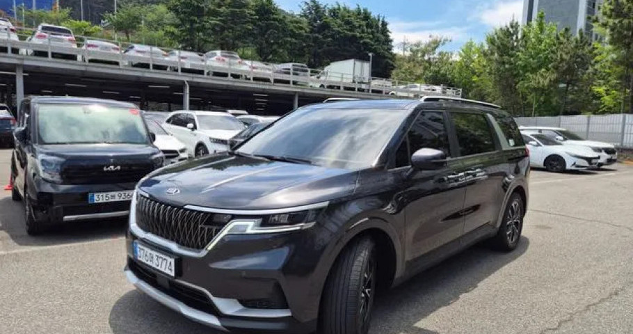 Kia Carnival 