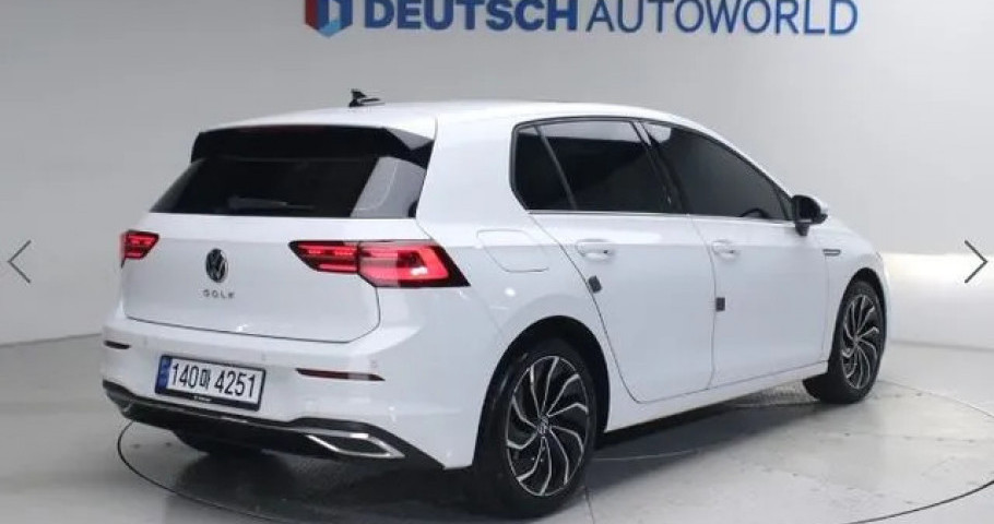 Volkswagen Golf 