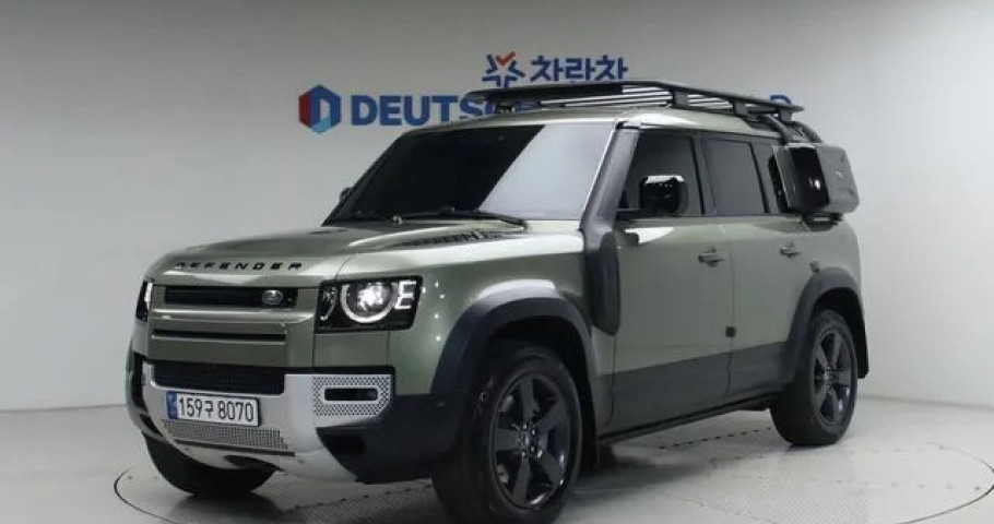 Land Rover Defender 