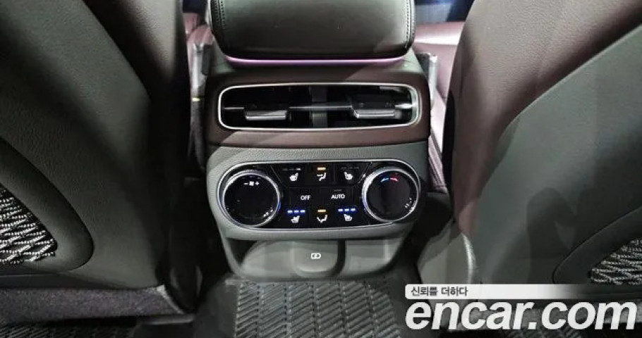 Genesis Gv70 
