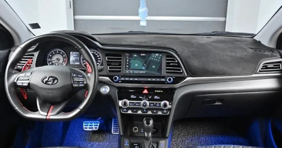 Hyundai Avante (Elantra) 