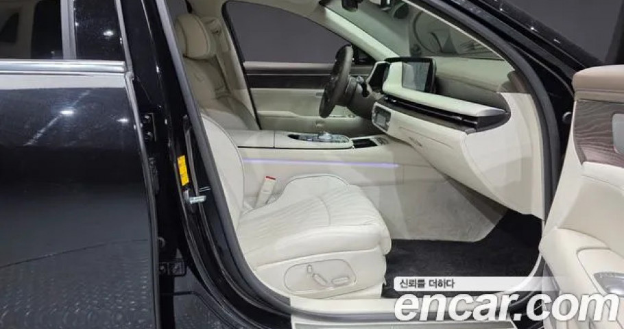 Genesis G90 