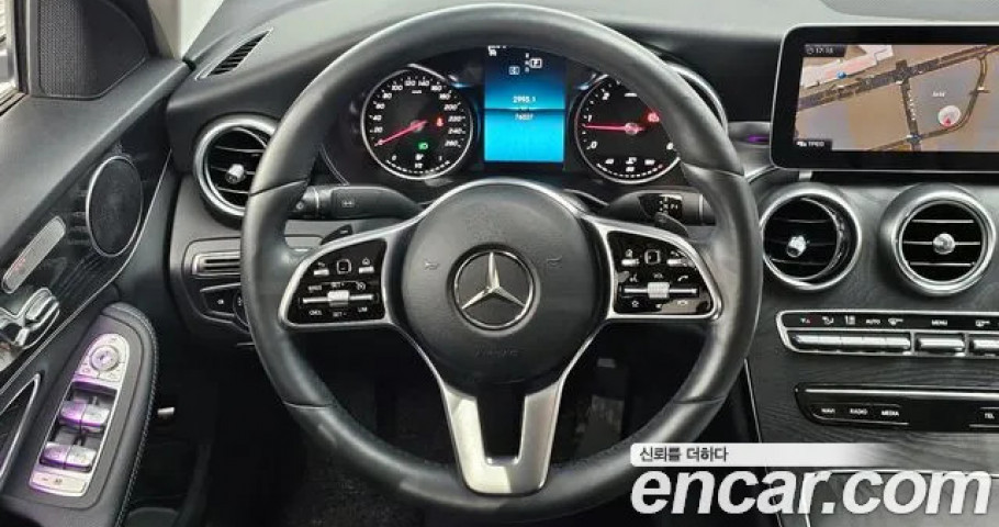 Mercedes-Benz C-Class 
