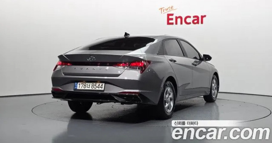 Hyundai Avante (Elantra) 