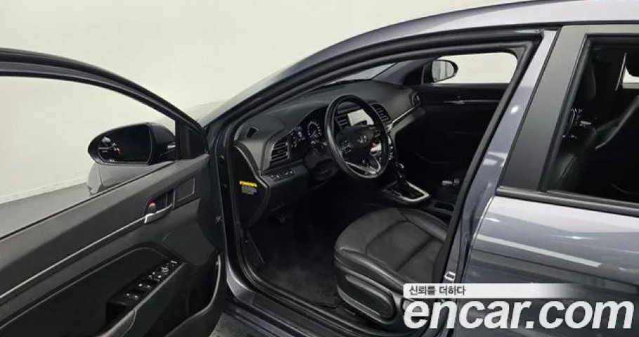 Hyundai Avante (Elantra) 