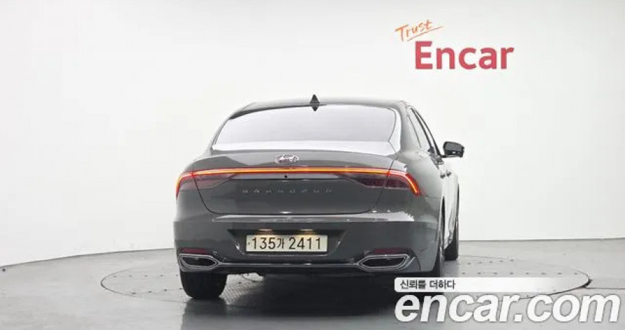 Hyundai Grandeur 