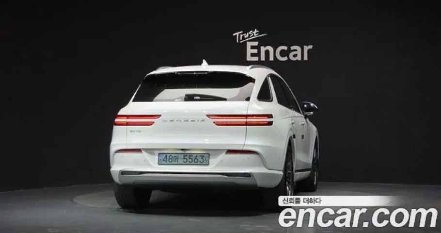 Genesis Gv70 