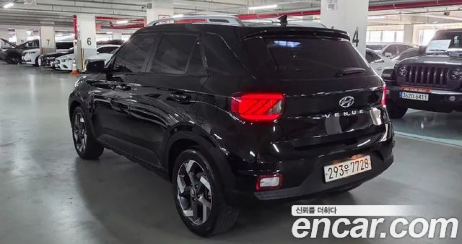 Hyundai Venue 