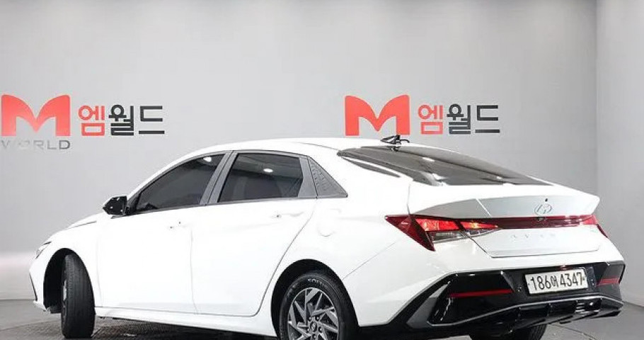 Hyundai Avante (Elantra) 